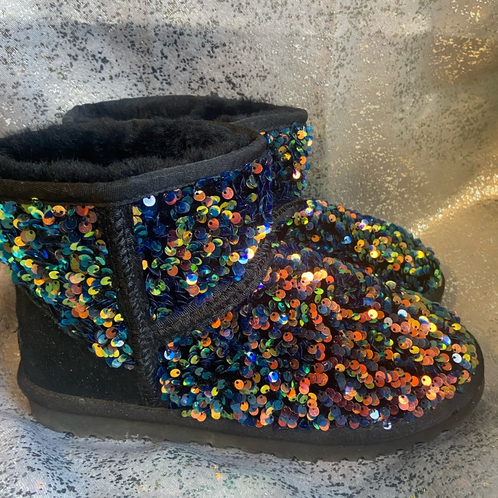 Ugg Low Cut Boots
